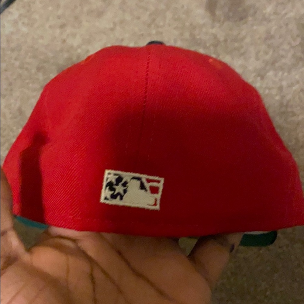 MLB hat - Picture 3 of 9